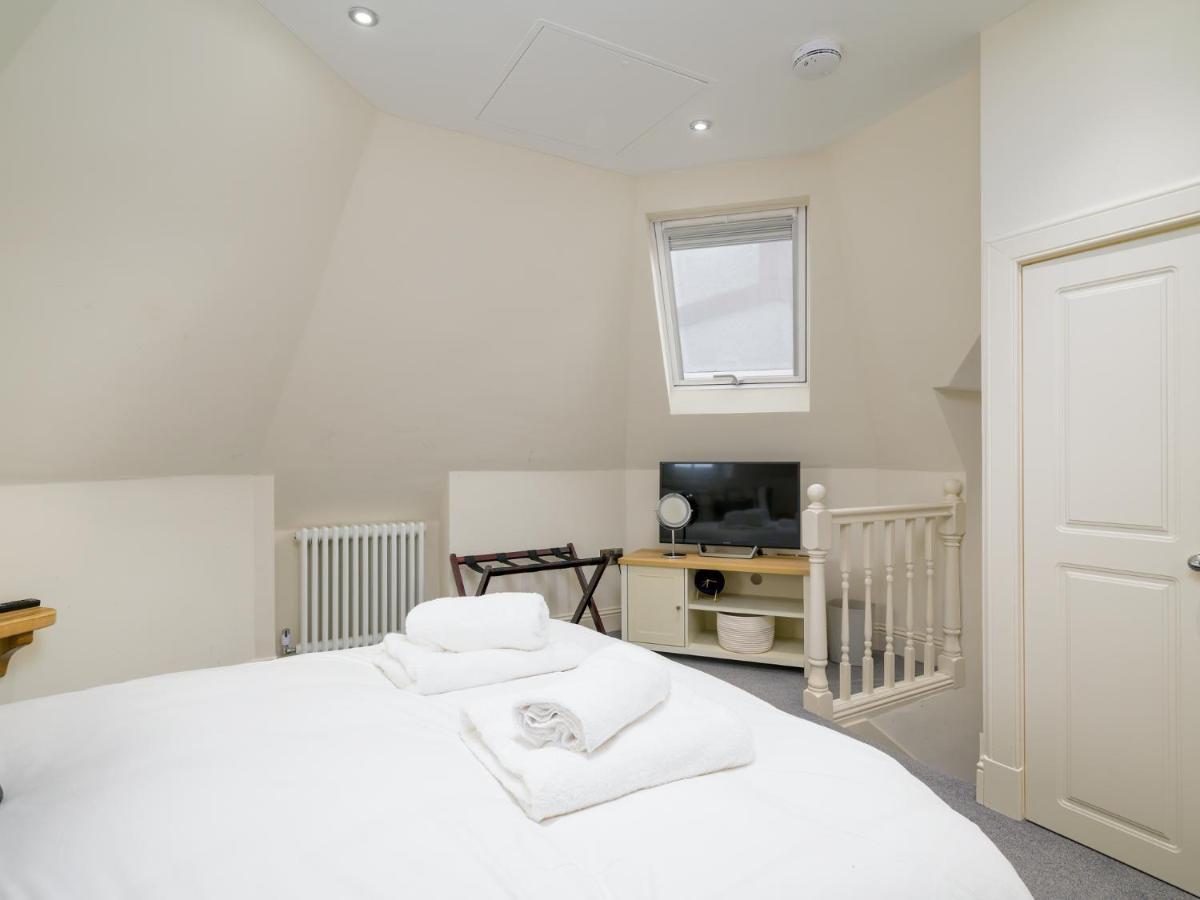 Appartement Pass The Keys Historic Ramsay Garden With Balcony Views *