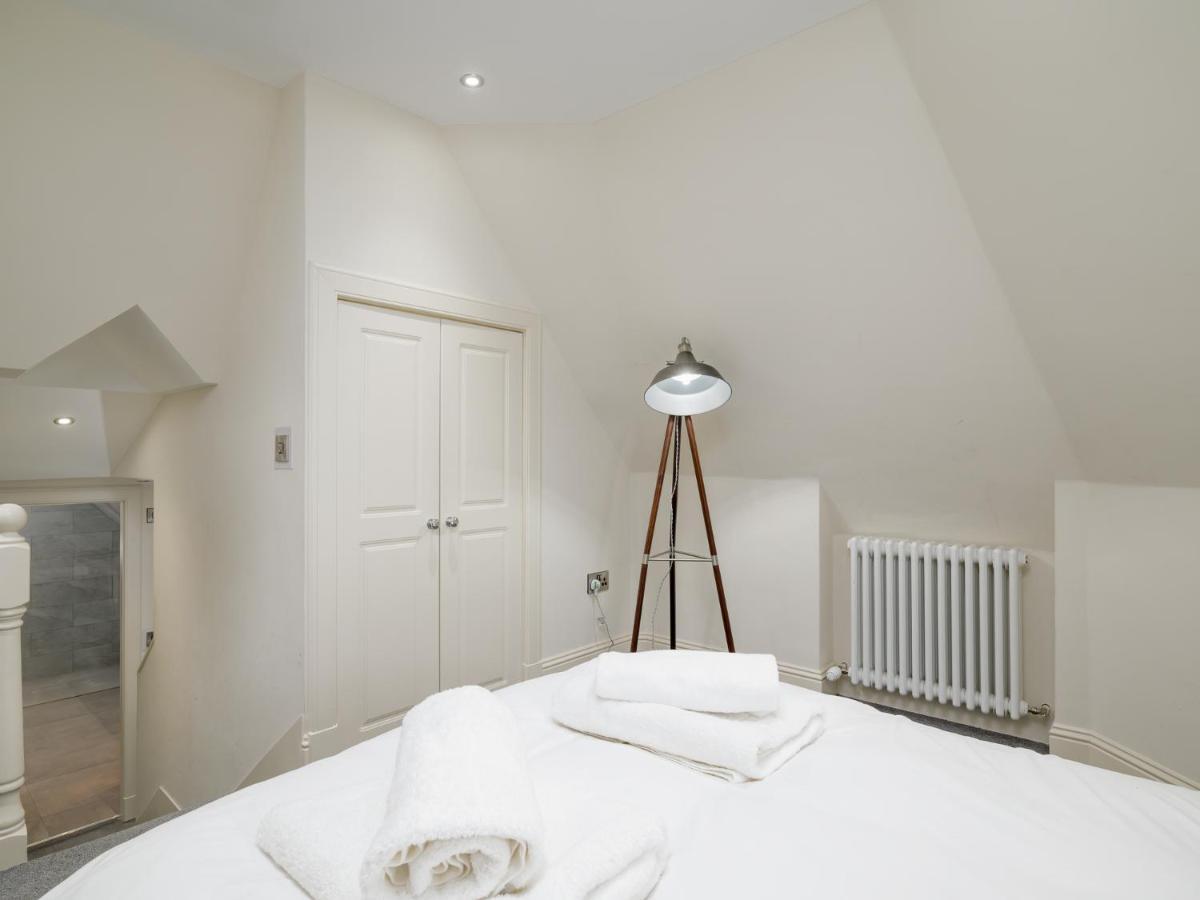 Appartement Pass The Keys Historic Ramsay Garden With Balcony Views *